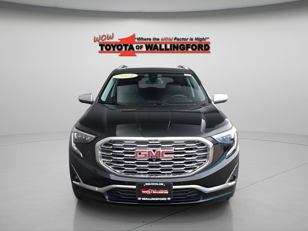 Used 2021 GMC Terrain Denali w/ Denali Premium Package image 7