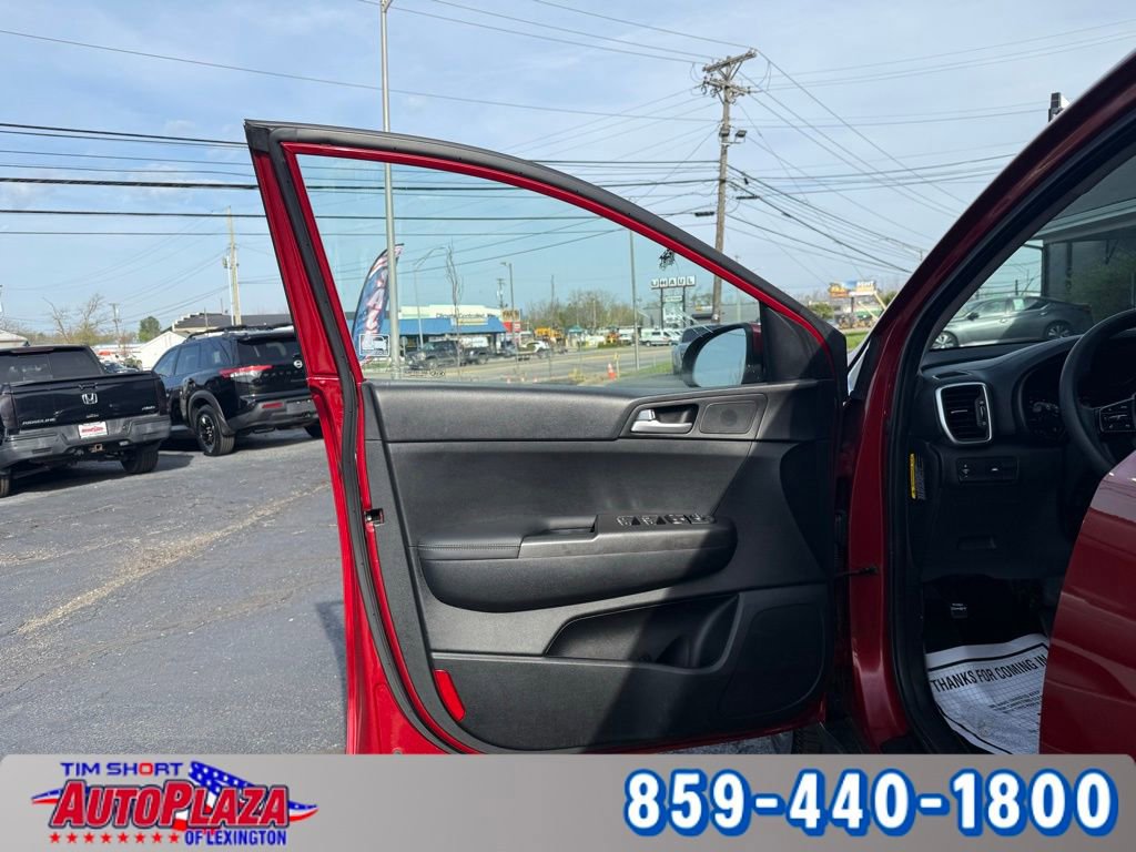 Used 2020 Kia Sportage LX AWD/4WD image 28