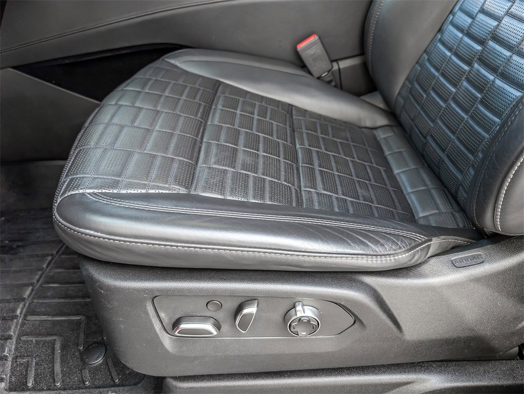 Used 2023 Cadillac Escalade V image 10