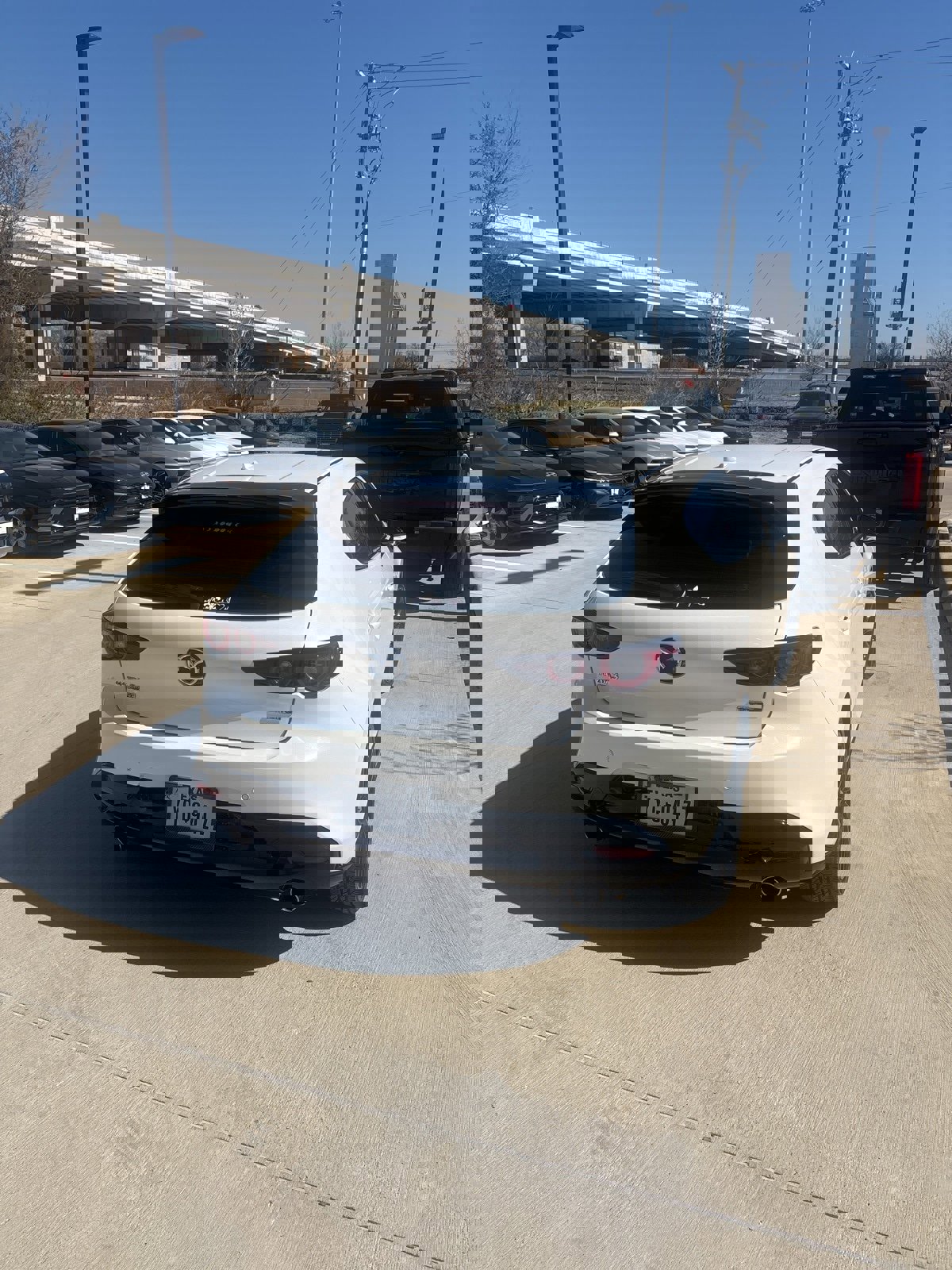 Used 2024 MAZDA MAZDA3 Hatchback w/Premium Plus Pkg image 4