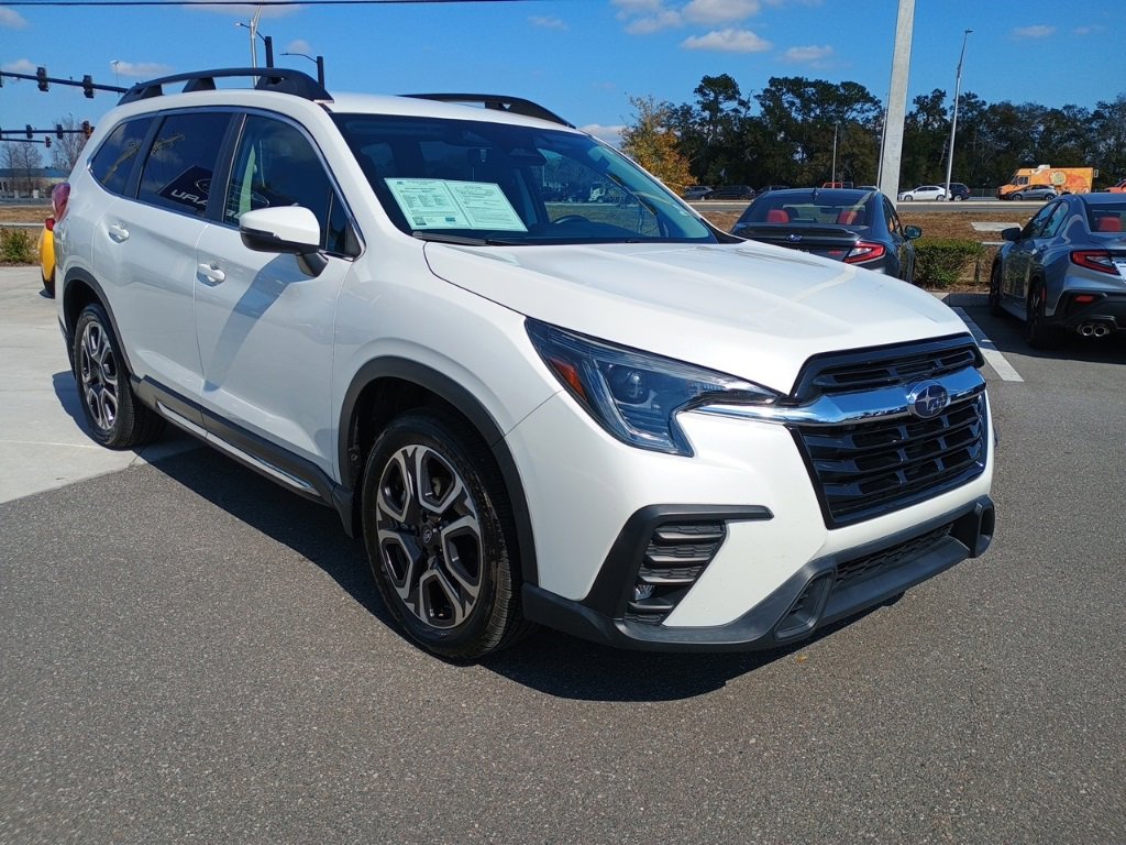 Certified 2023 Subaru Ascent Limited image 3