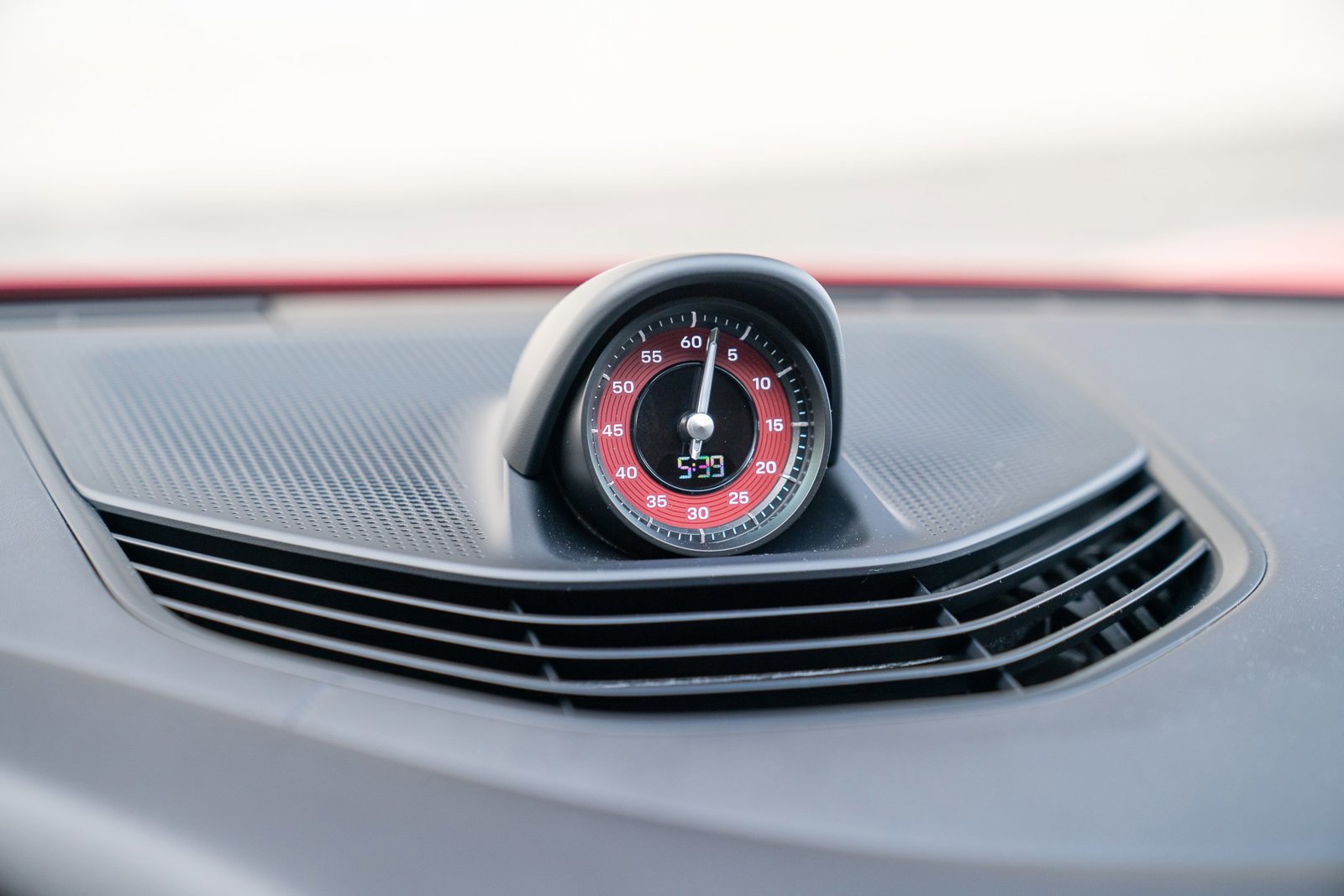 Used 2025 Porsche Taycan 4S image 15