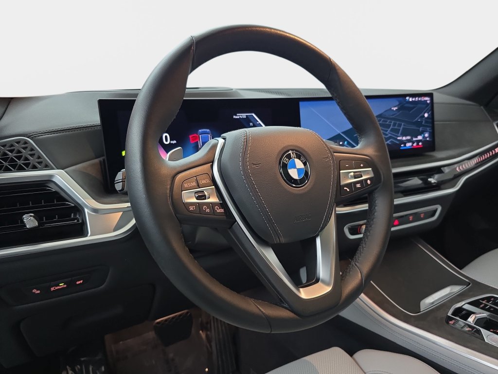 Used 2025 BMW X5 xDrive40i AWD/4WD image 19