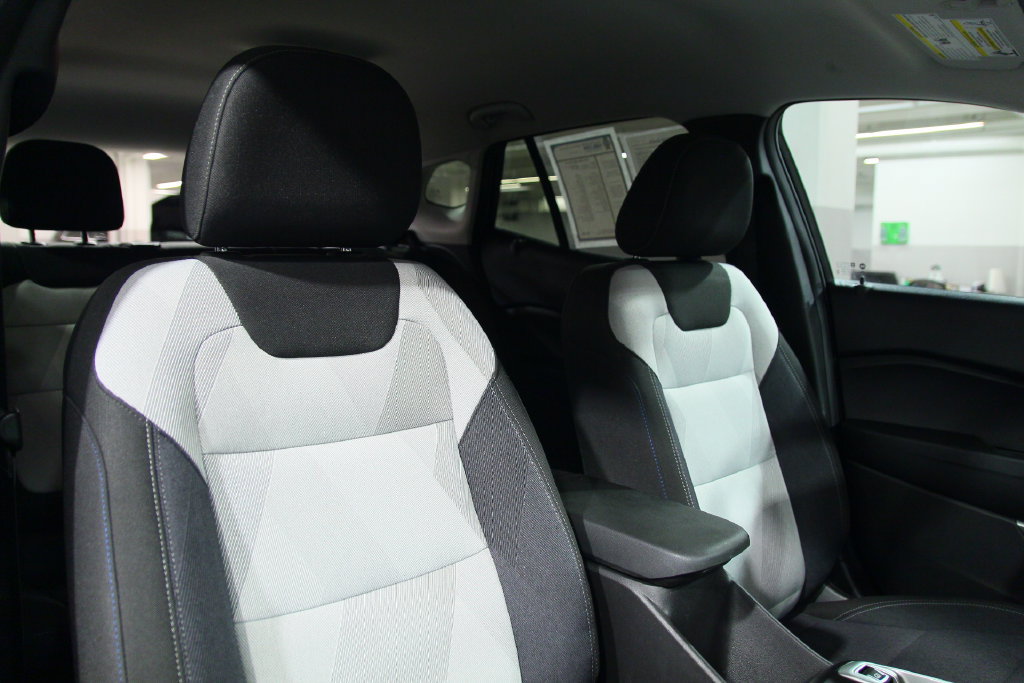 Used 2025 Chevrolet Trax LS w/ LS Convenience Package FWD image 20