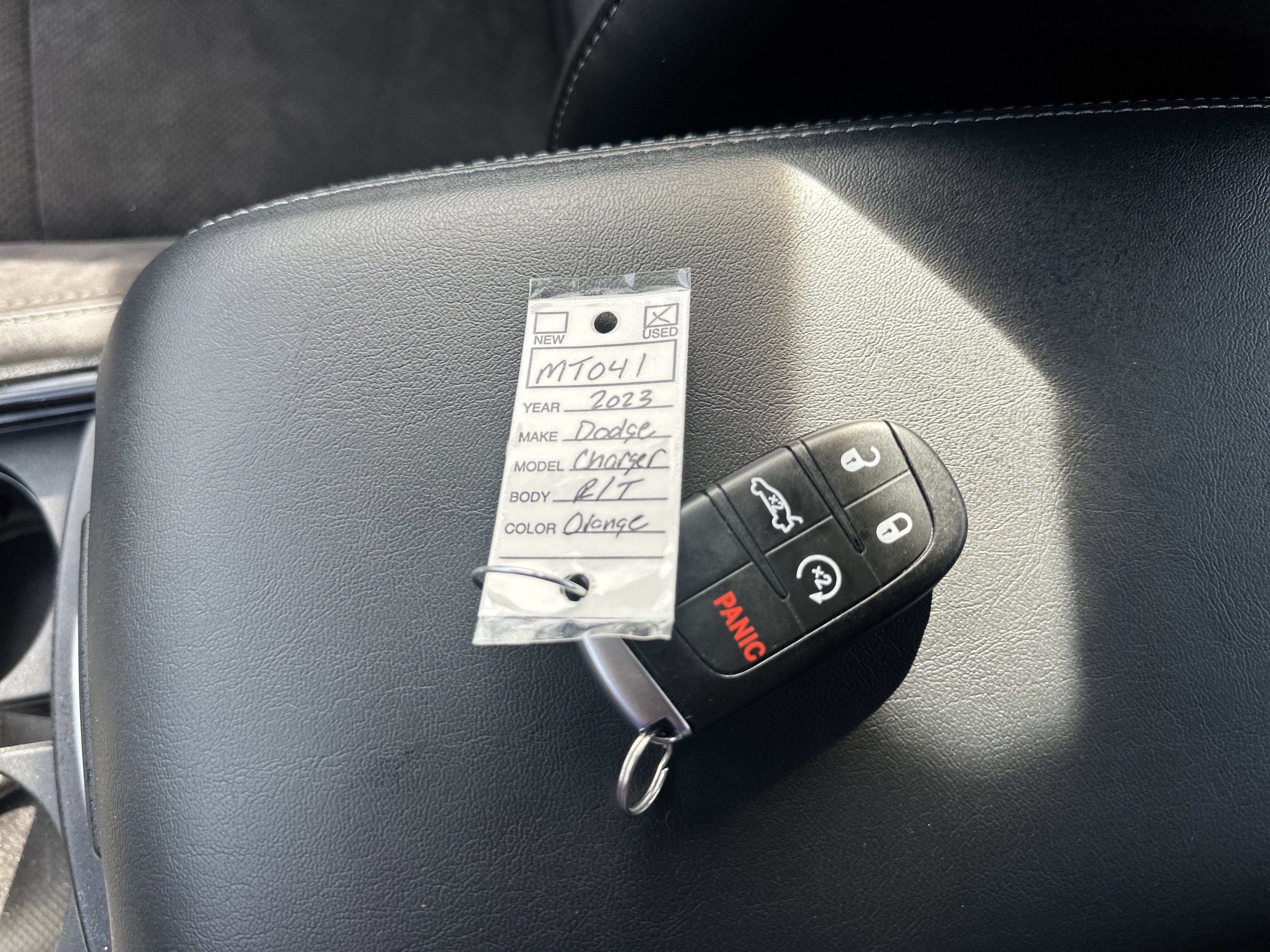Used 2023 Dodge Charger R/T w/ Plus Group RWD image 21