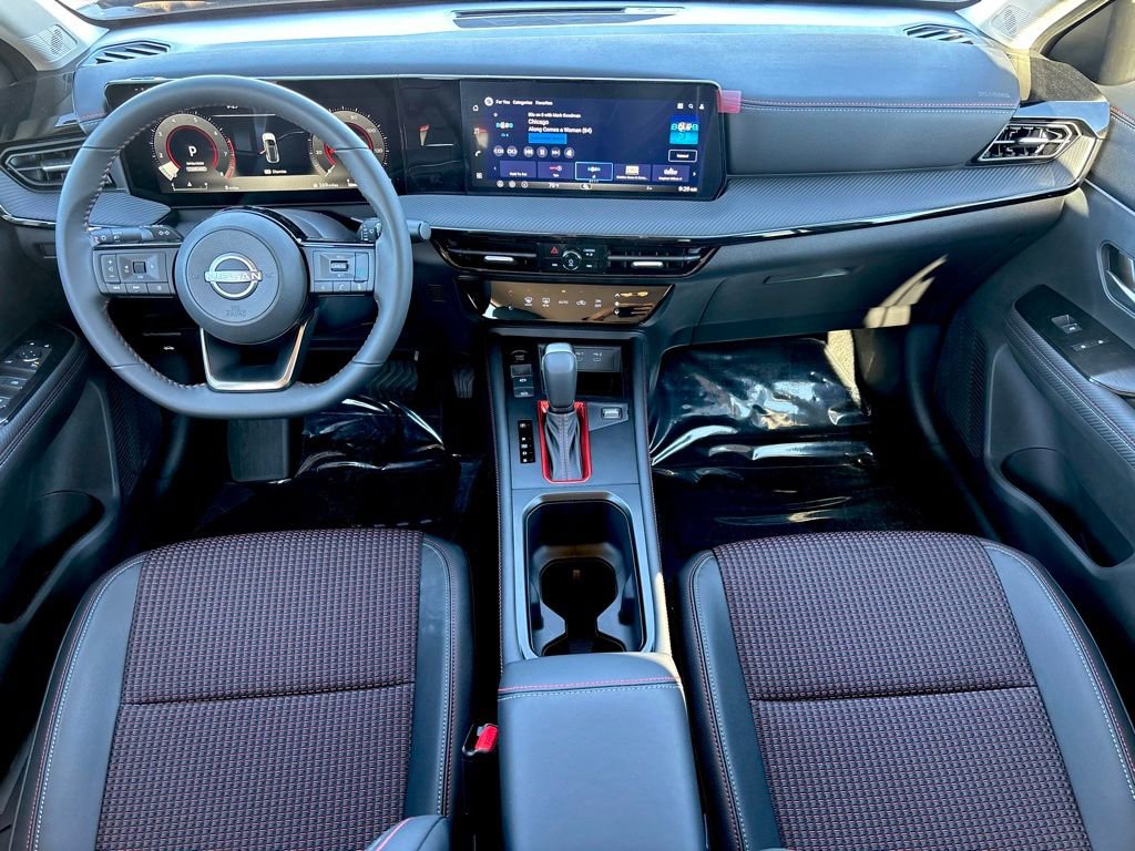 New 2026 Nissan Kicks SR FWD image 15