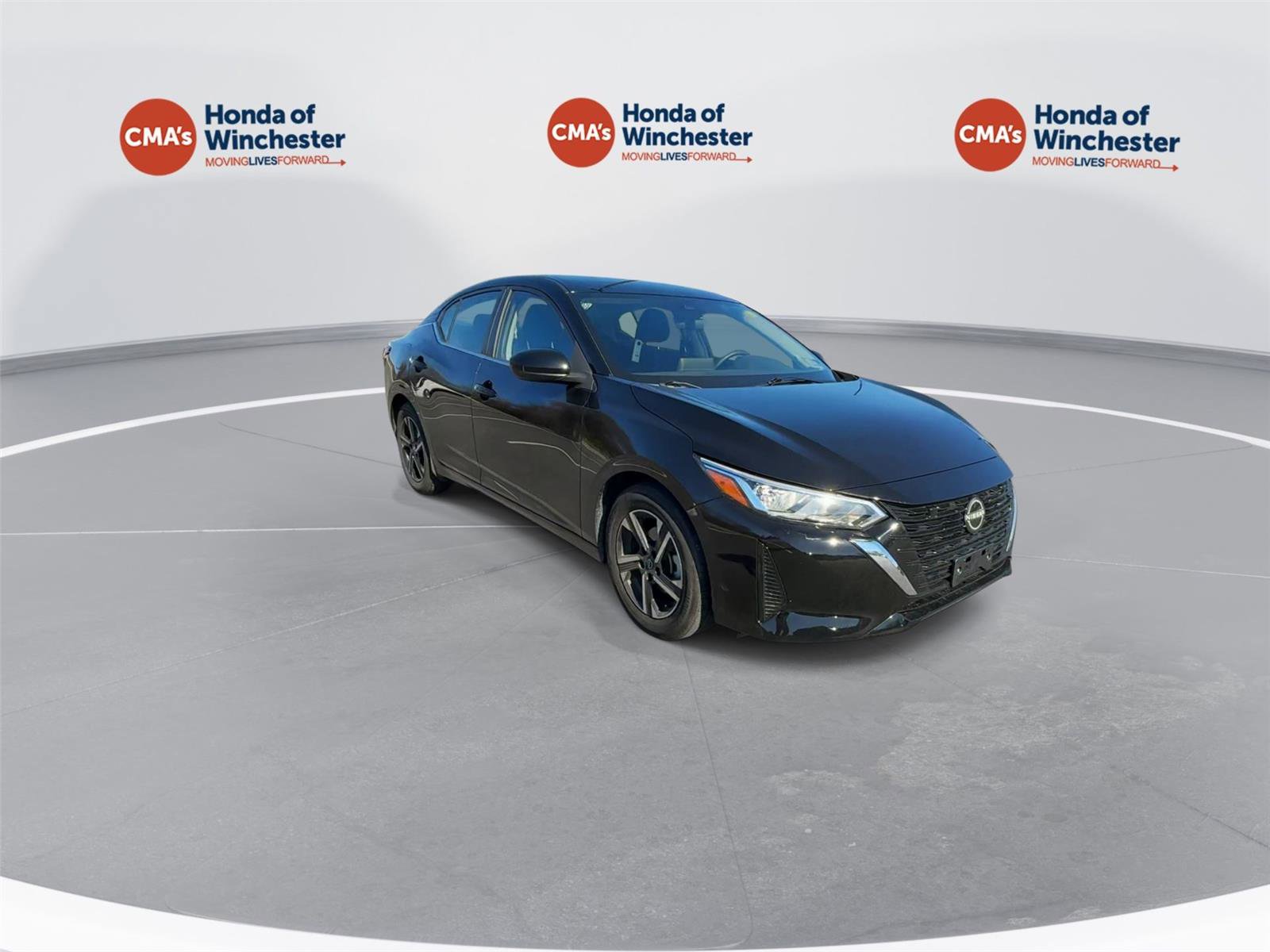 Used 2025 Nissan Sentra SV image 2