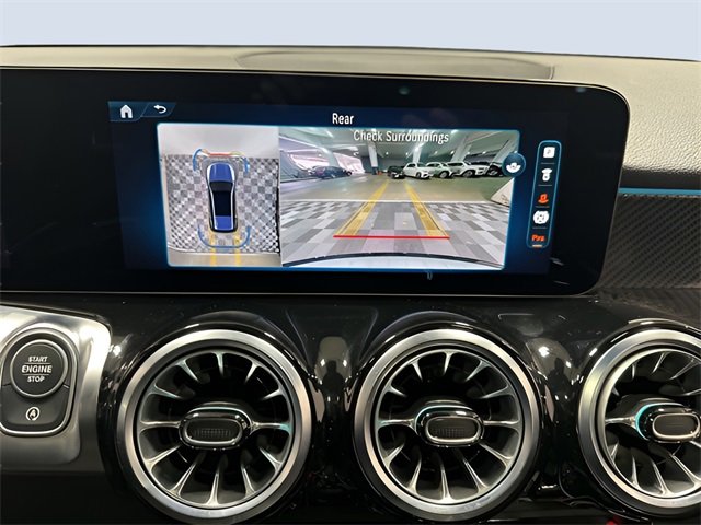 Used 2025 Mercedes-Benz GLB 35 AMG 4MATIC image 24