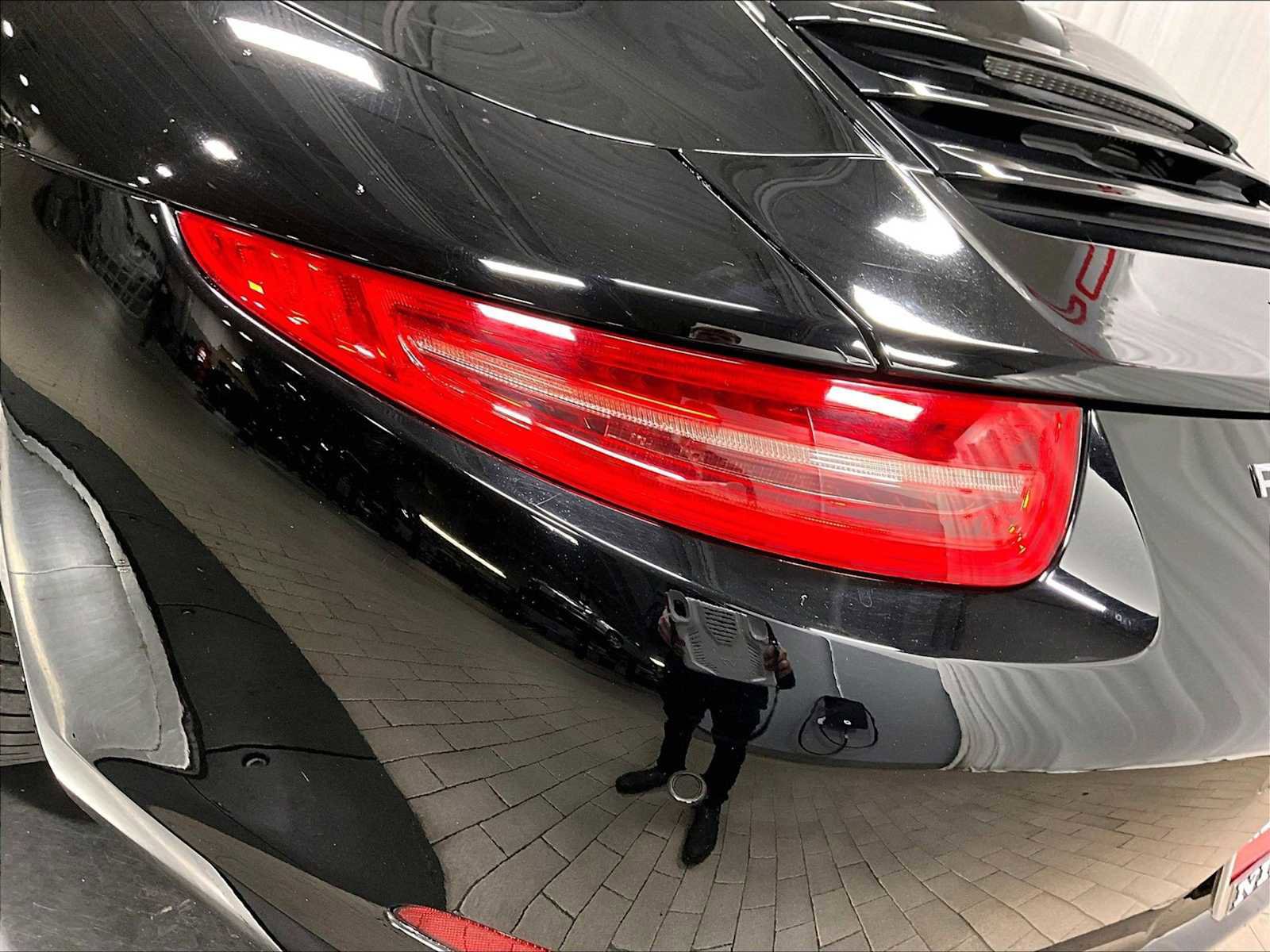 Used 2015 Porsche 911 Carrera image 33