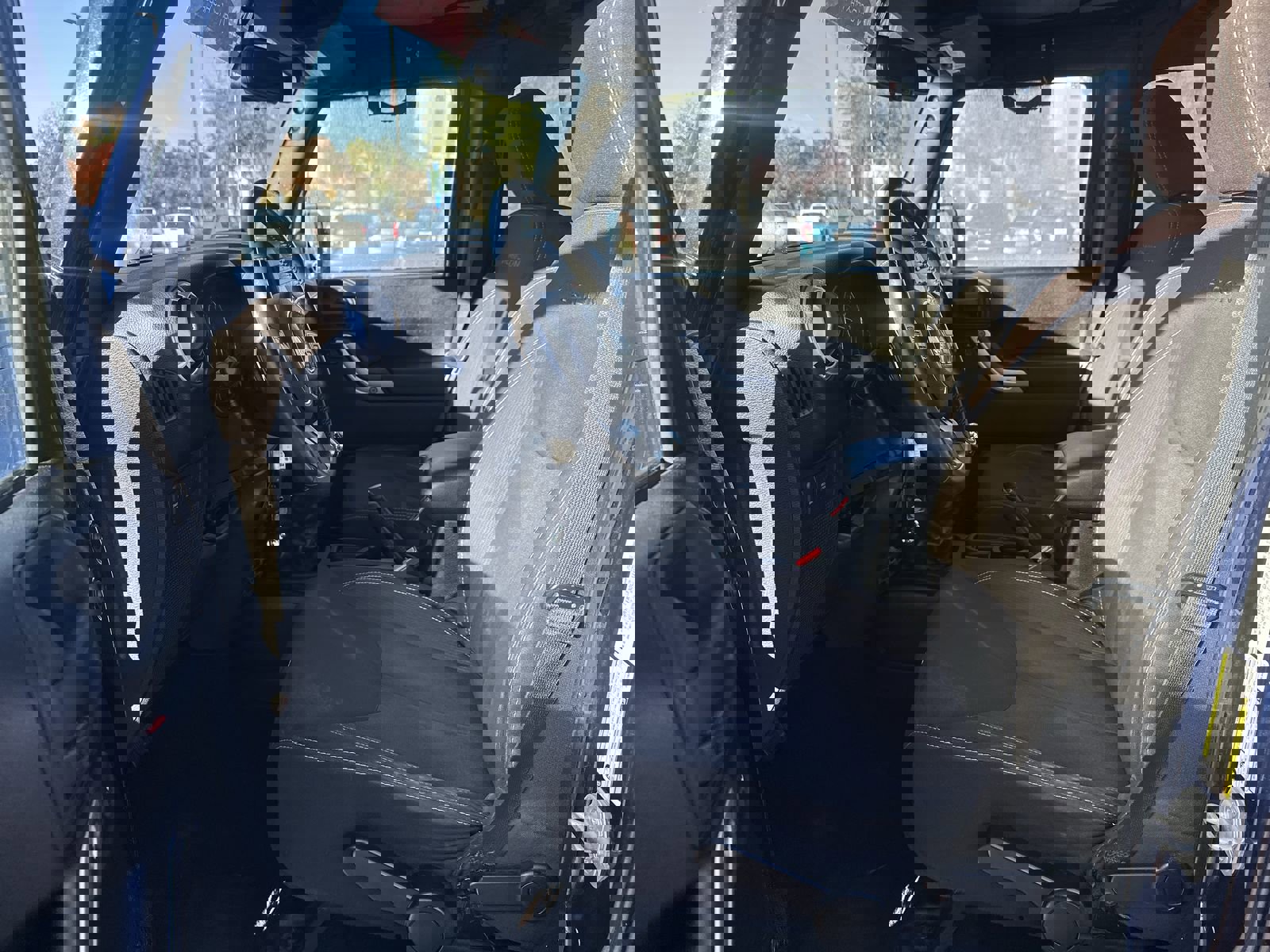 Used 2013 Jeep Wrangler Unlimited Rubicon w/ Connectivity Group image 16