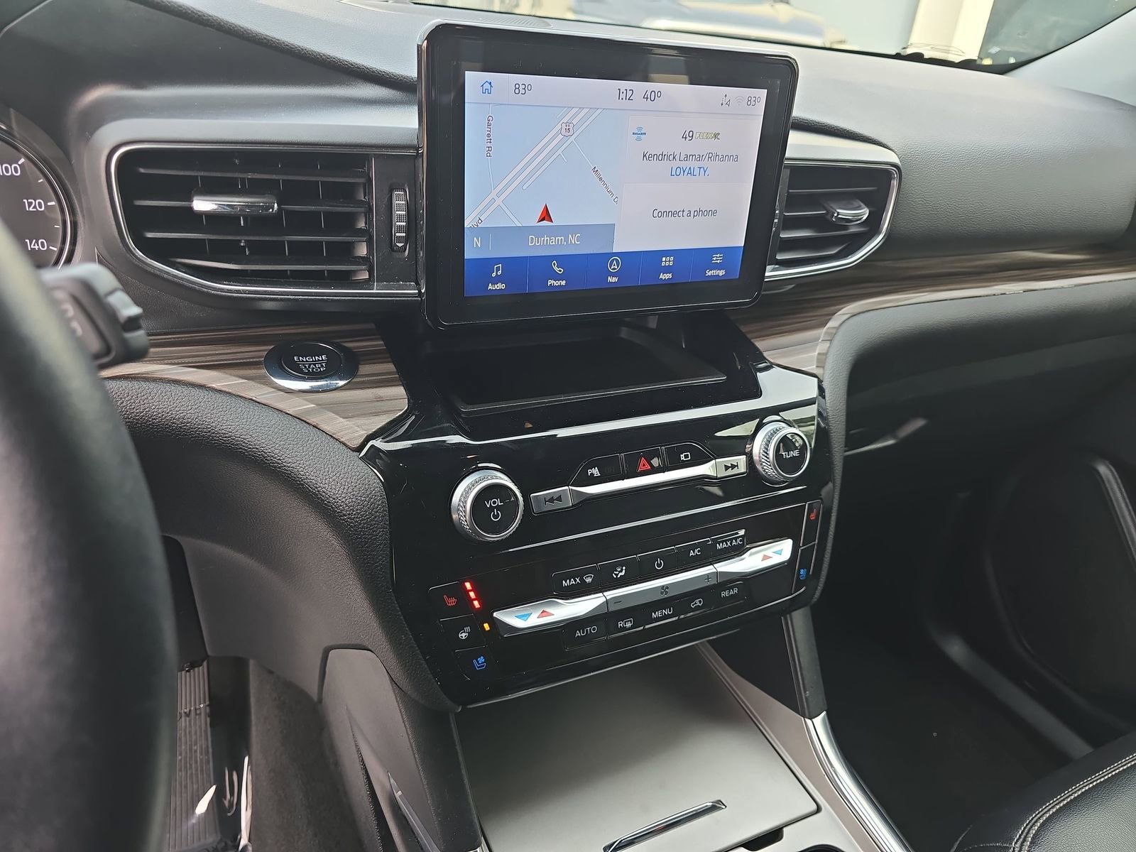 Used 2022 Ford Explorer Limited w/ Equipment Group 301A image 28