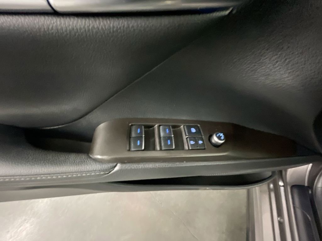 Used 2023 Toyota Camry XSE image 23