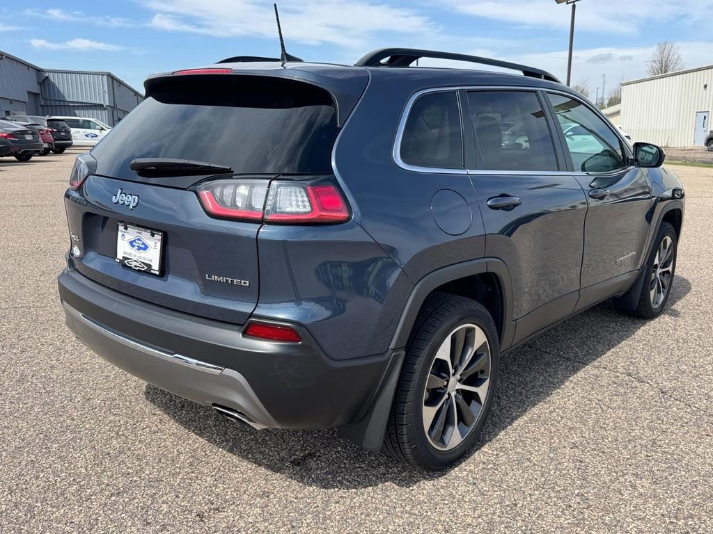 Used 2022 Jeep Cherokee Limited w/ Elite Package AWD/4WD image 4