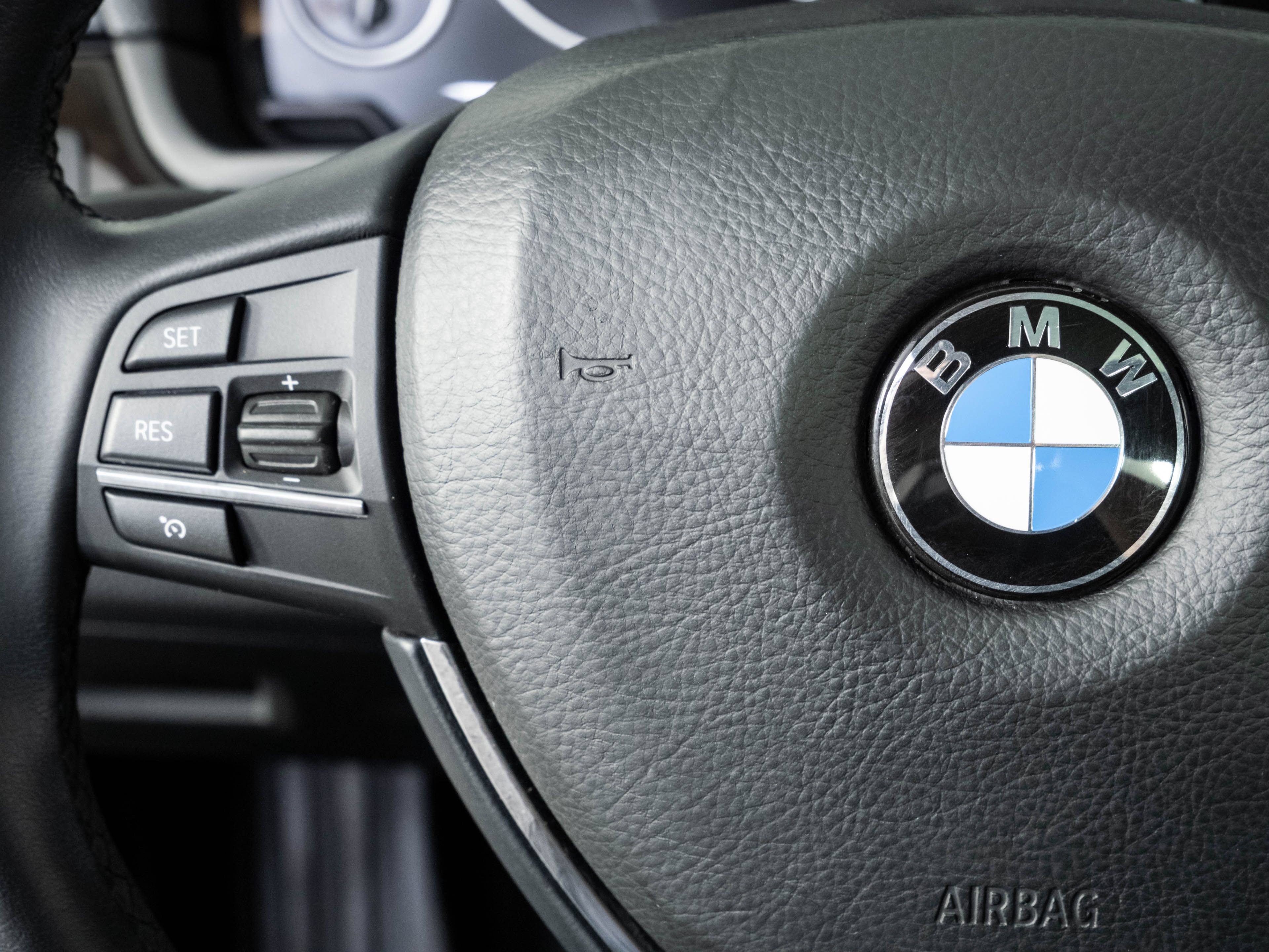 Used 2015 BMW 528i xDrive Sedan AWD/4WD image 9