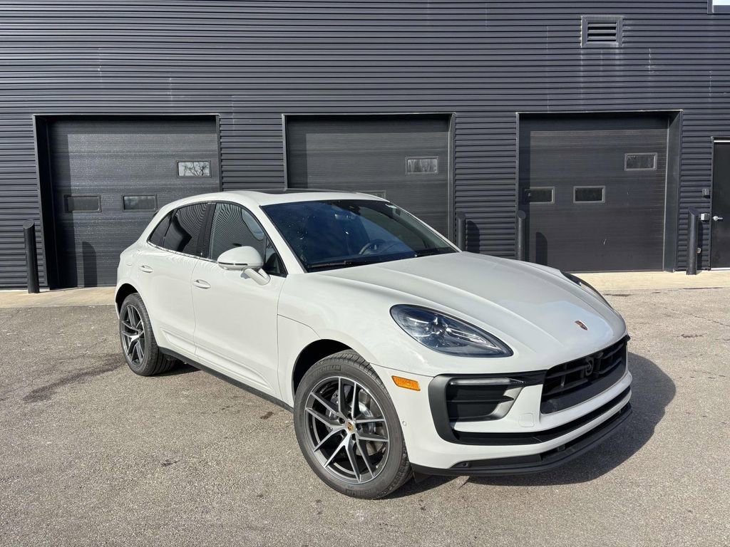 New 2026 Porsche Macan image 12