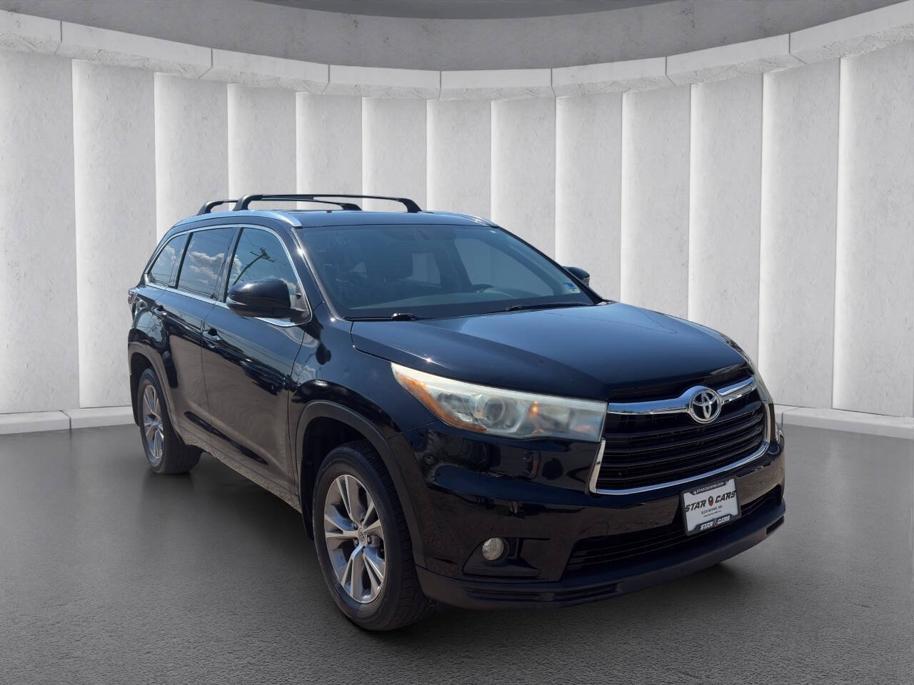 Used 2015 Toyota Highlander XLE AWD/4WD image 8