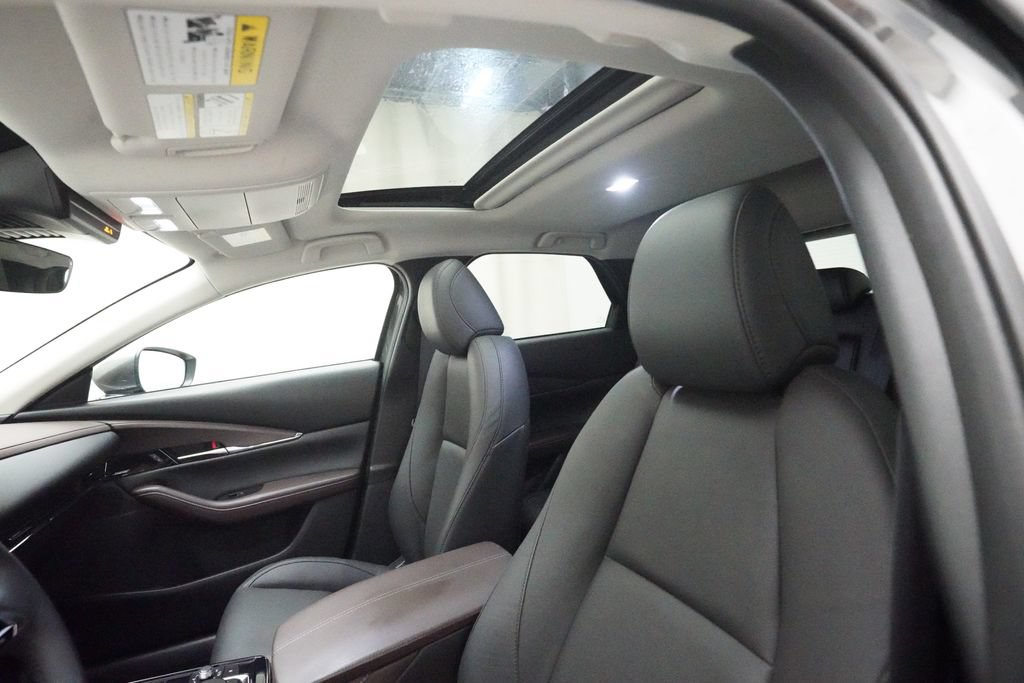 Certified 2025 MAZDA CX-30 AWD 2.5 S w/ Premium Package image 32