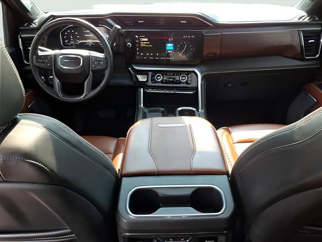 Used 2024 GMC Sierra 3500 Denali Ultimate image 12