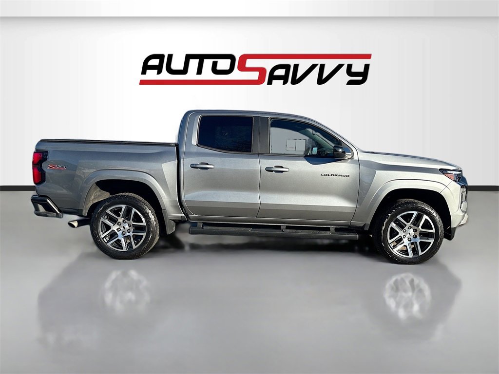 Used 2023 Chevrolet Colorado Z71 w/ Z71 Convenience Package 2 image 8