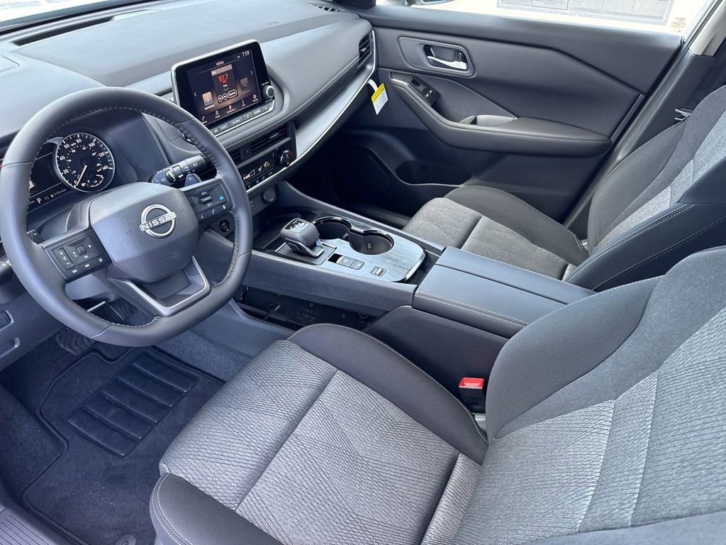 New 2026 Nissan Rogue SV FWD image 10
