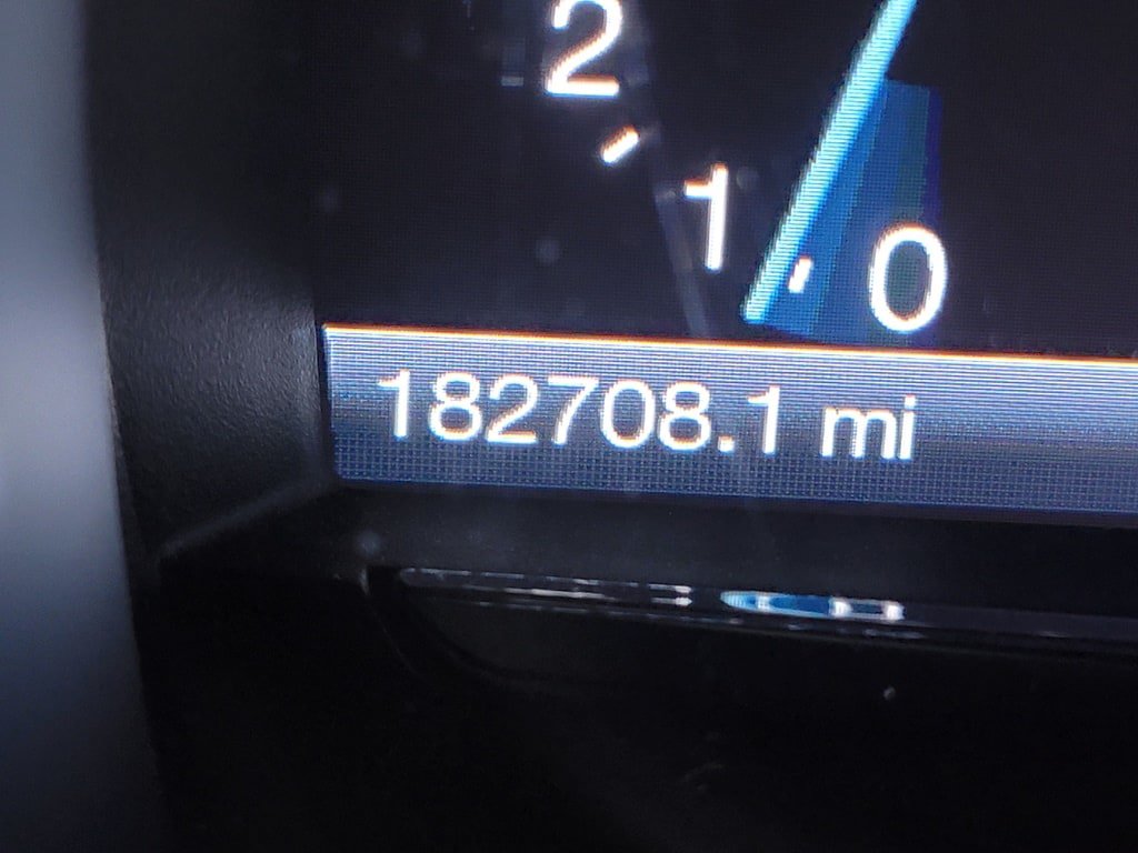 Used 2014 Ford Taurus SEL w/ Equipment Group 201A FWD image 16