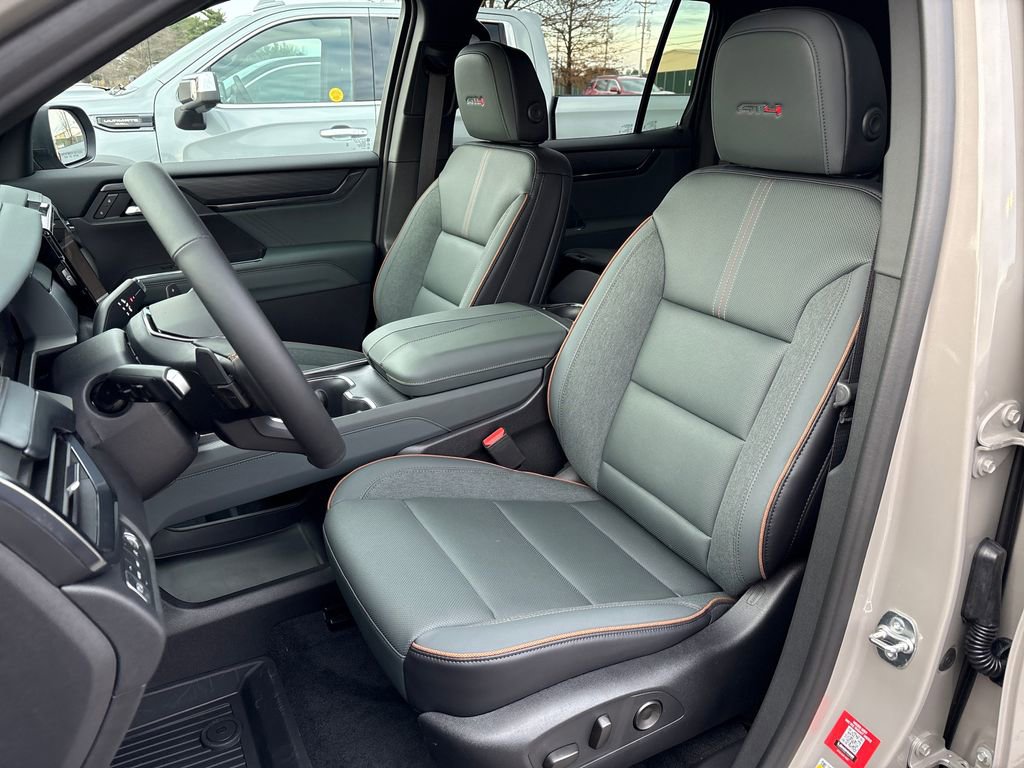New 2026 GMC Acadia AT4 w/ Luxury Package image 14