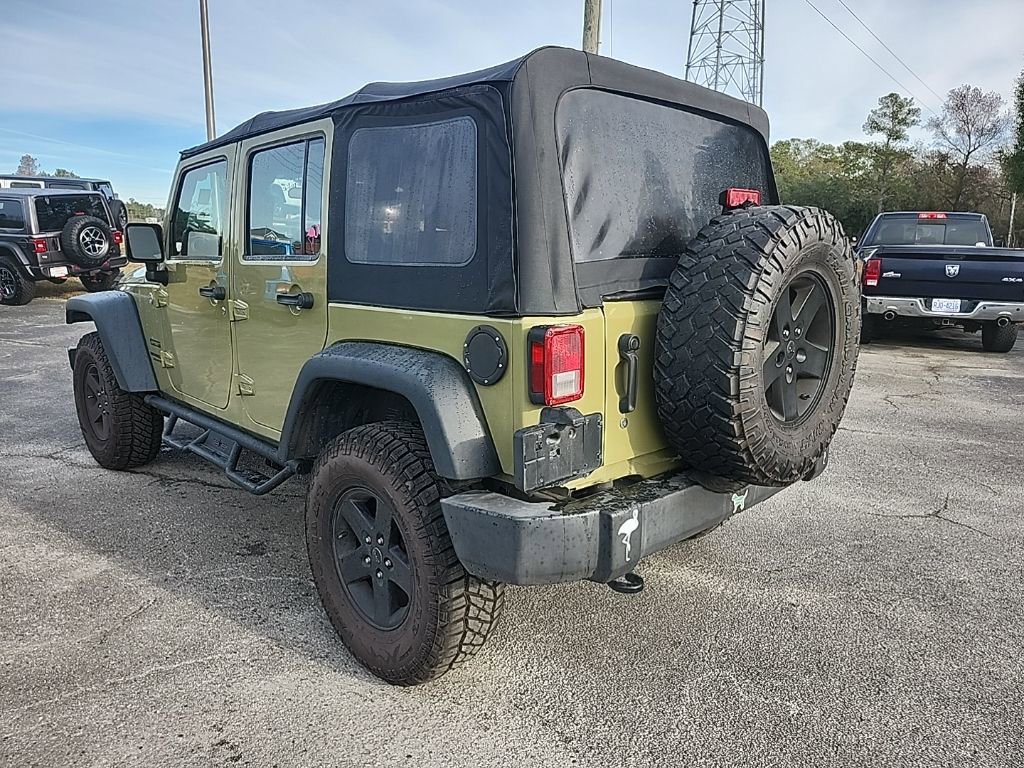 Used 2013 Jeep Wrangler Unlimited Sport image 2