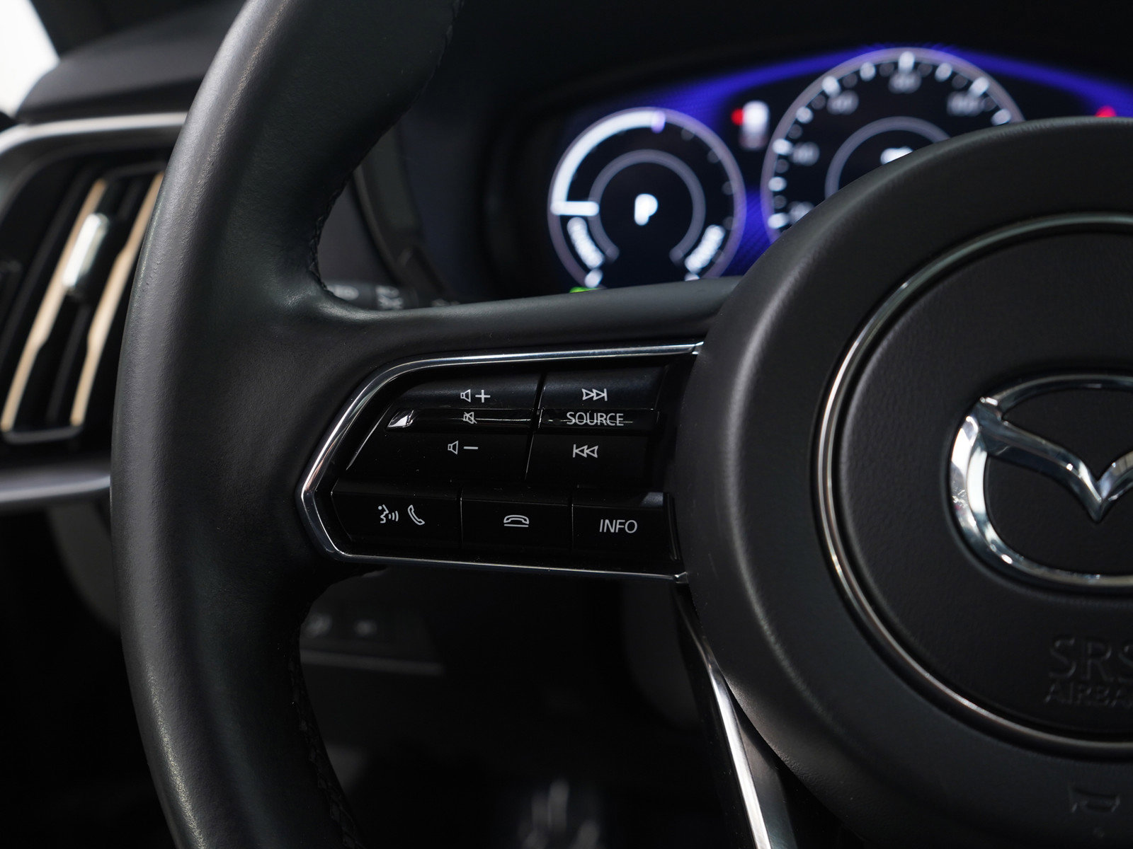 Certified 2024 MAZDA CX-90 Plug-In Hybrid w/ Premium Plus image 18