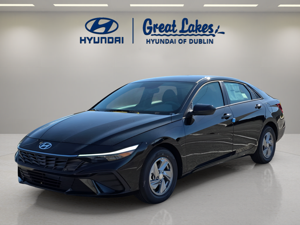 New 2026 Hyundai Elantra SE