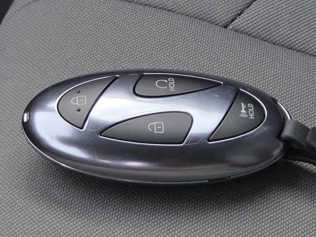 New 2026 Hyundai Elantra SEL FWD image 35