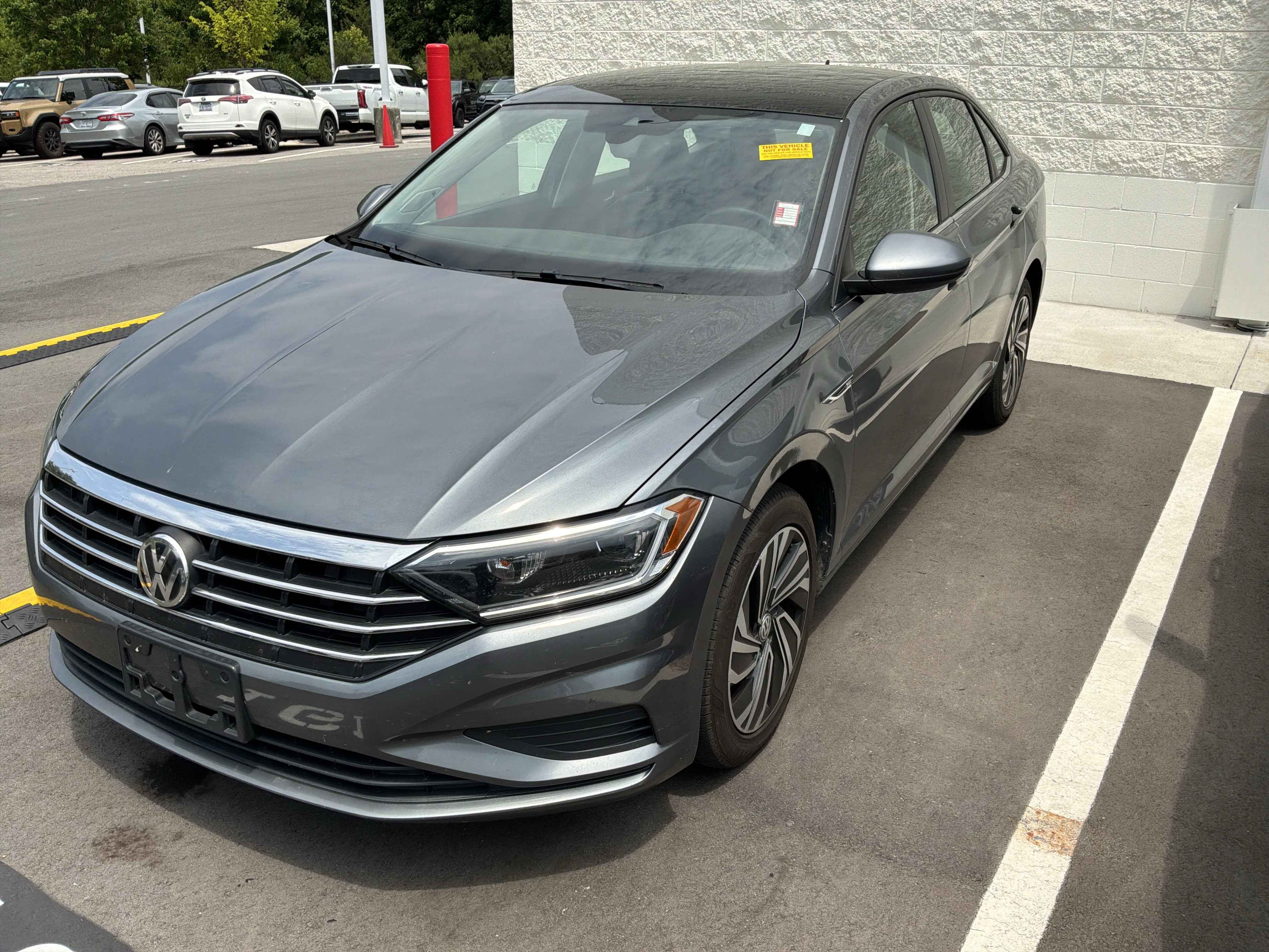 Used 2020 Volkswagen Jetta SEL FWD image 3