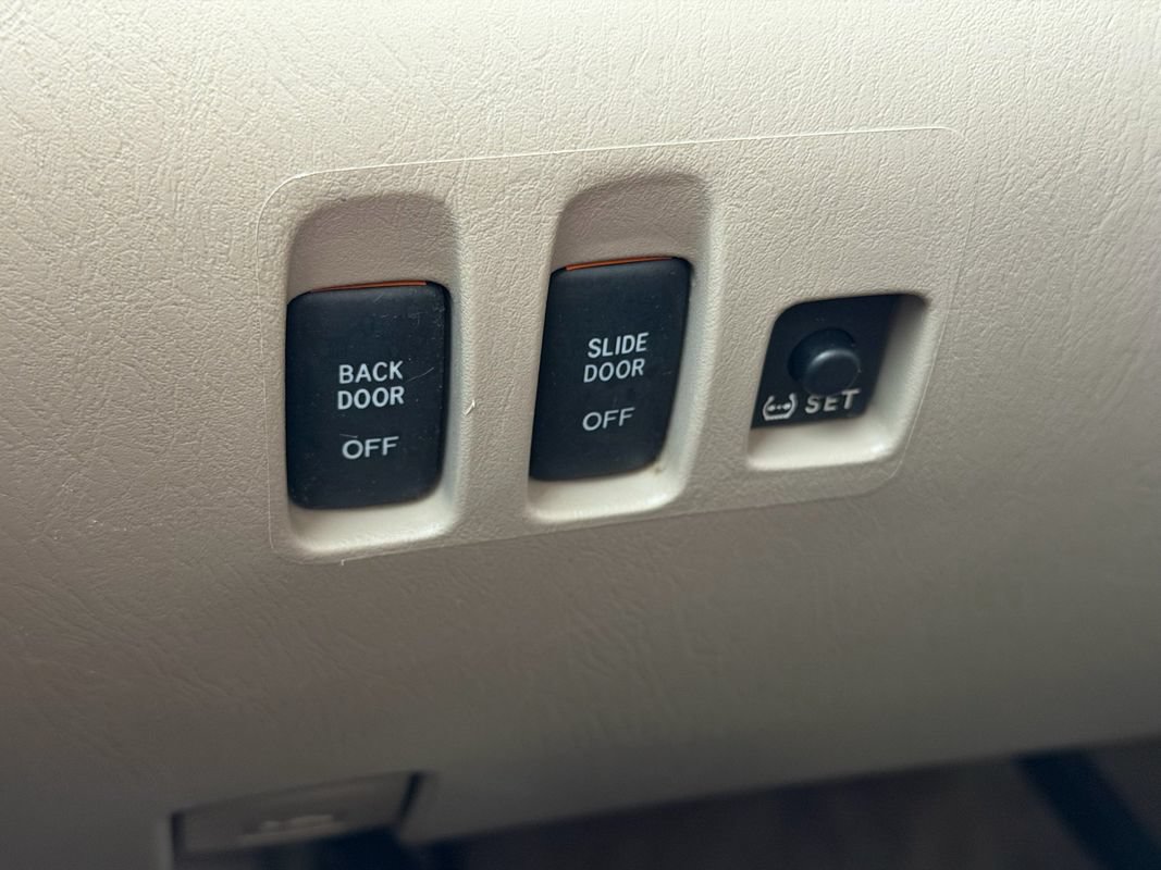Used 2007 Toyota Sienna XLE Limited FWD image 21