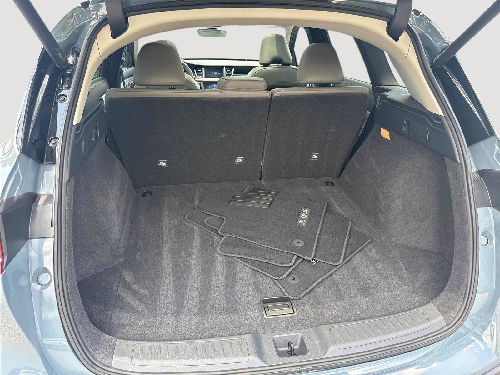 Certified 2025 INFINITI QX50 Luxe AWD/4WD image 31