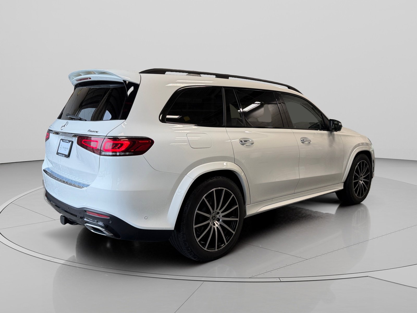 Used 2022 Mercedes-Benz GLS 450 4MATIC image 5