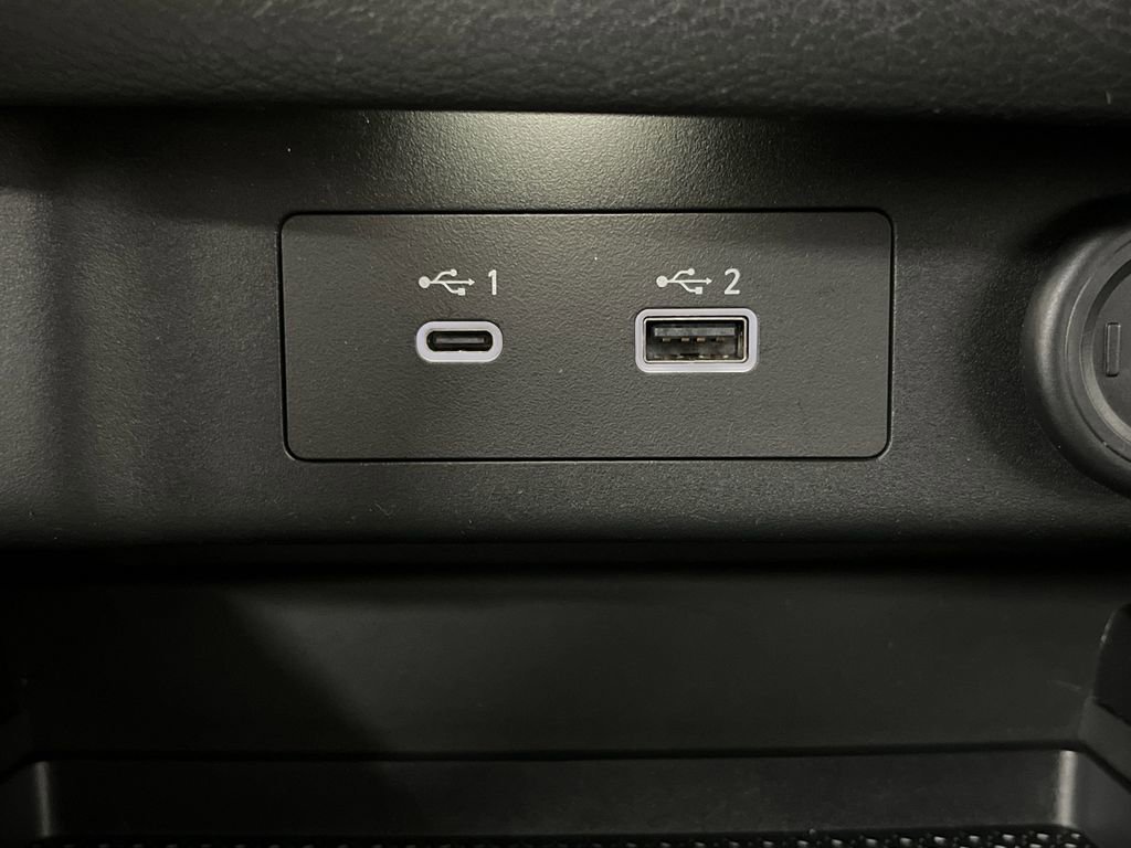 Used 2021 Nissan Rogue S image 22