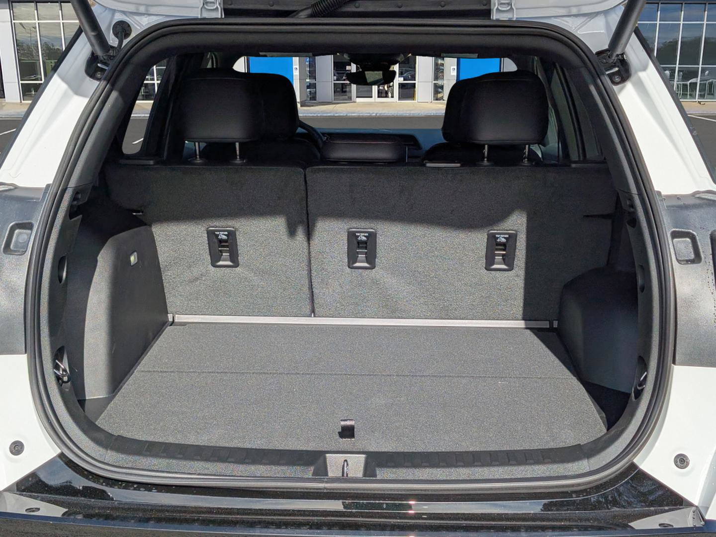 New 2026 GMC Terrain AT4 w/ Technology Package II AWD/4WD image 10