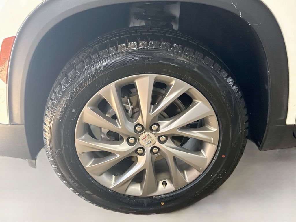 Used 2025 Buick Enclave Preferred FWD image 32