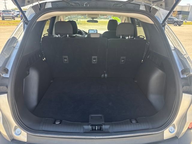 Used 2021 Ford Escape SE w/ SE Sport Appearance Package image 10