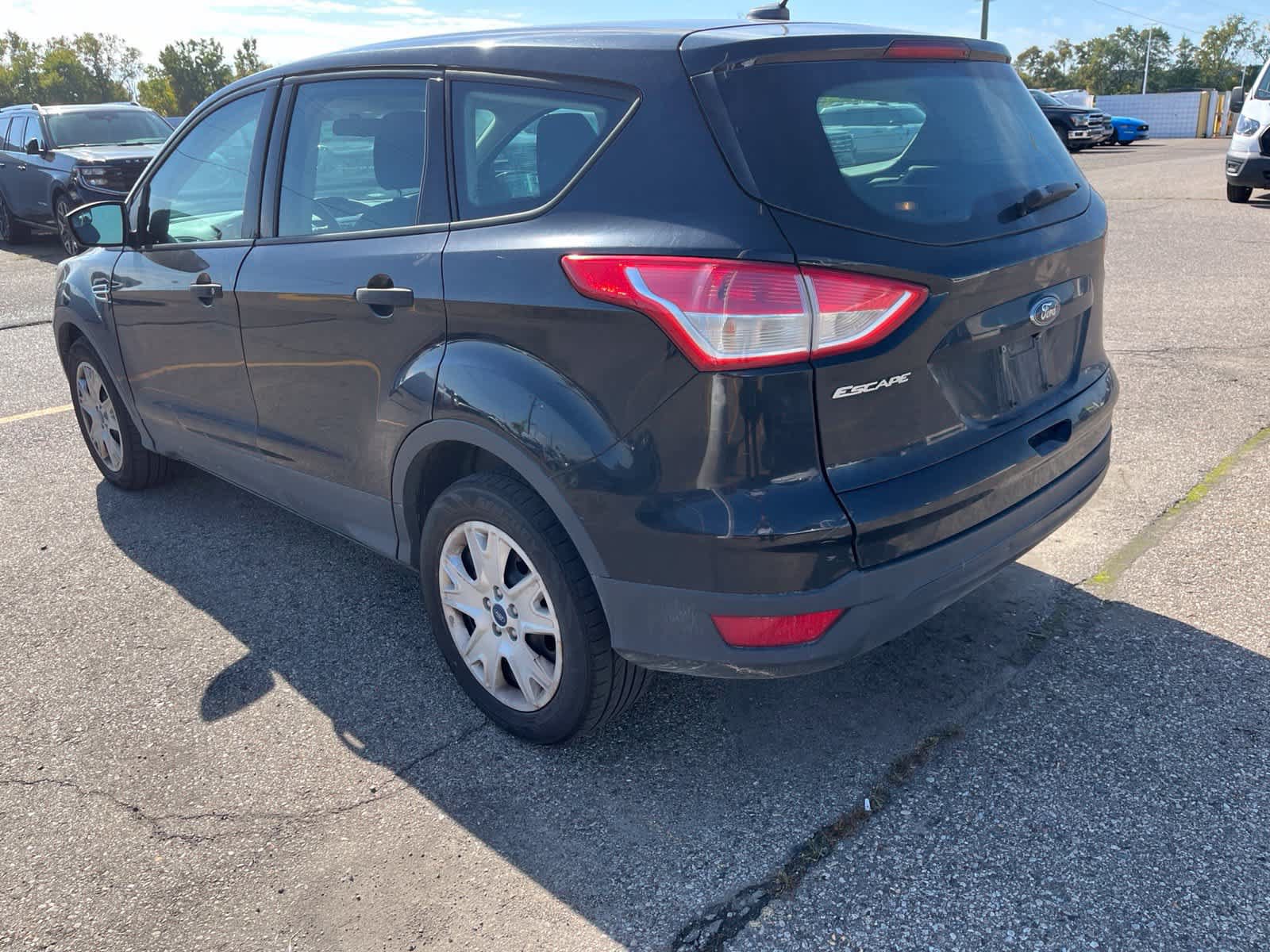 Used 2016 Ford Escape S FWD image 8