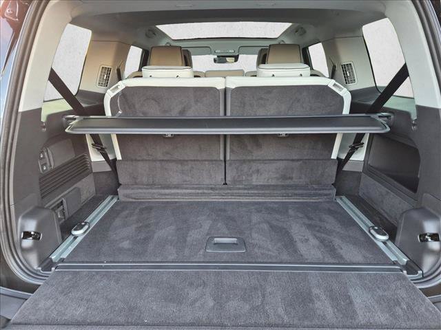 Used 2025 Rivian R1S Adventure AWD/4WD image 6