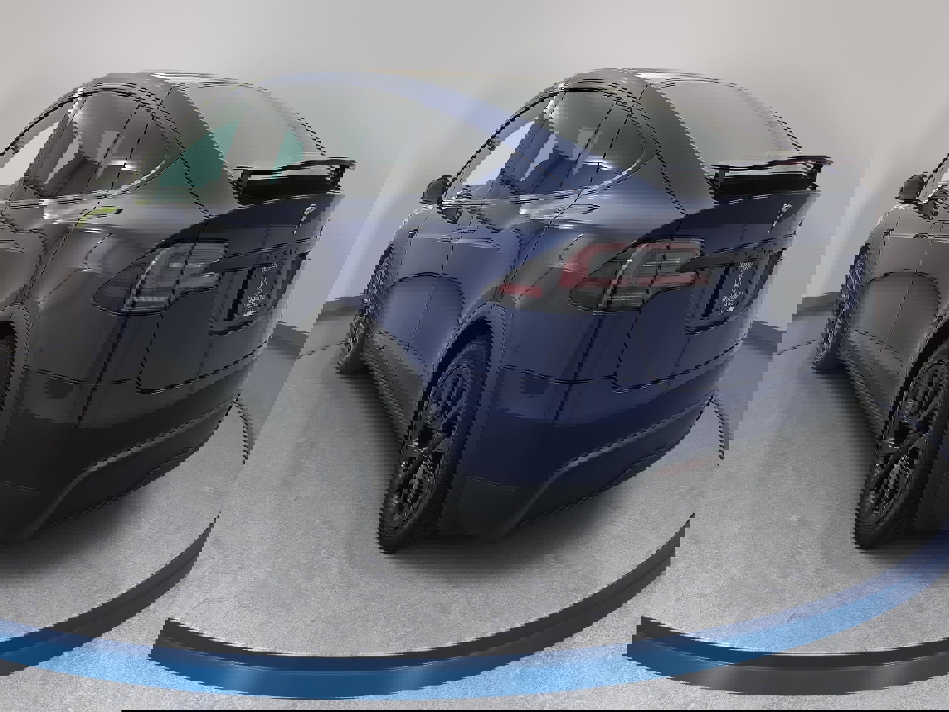 Used 2023 Tesla Model X Plaid image 7