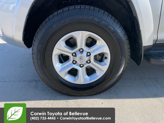 Certified 2024 Toyota 4Runner SR5 AWD/4WD image 26