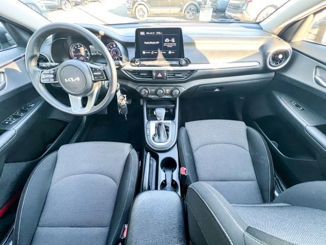 Certified 2022 Kia Forte LXS image 13