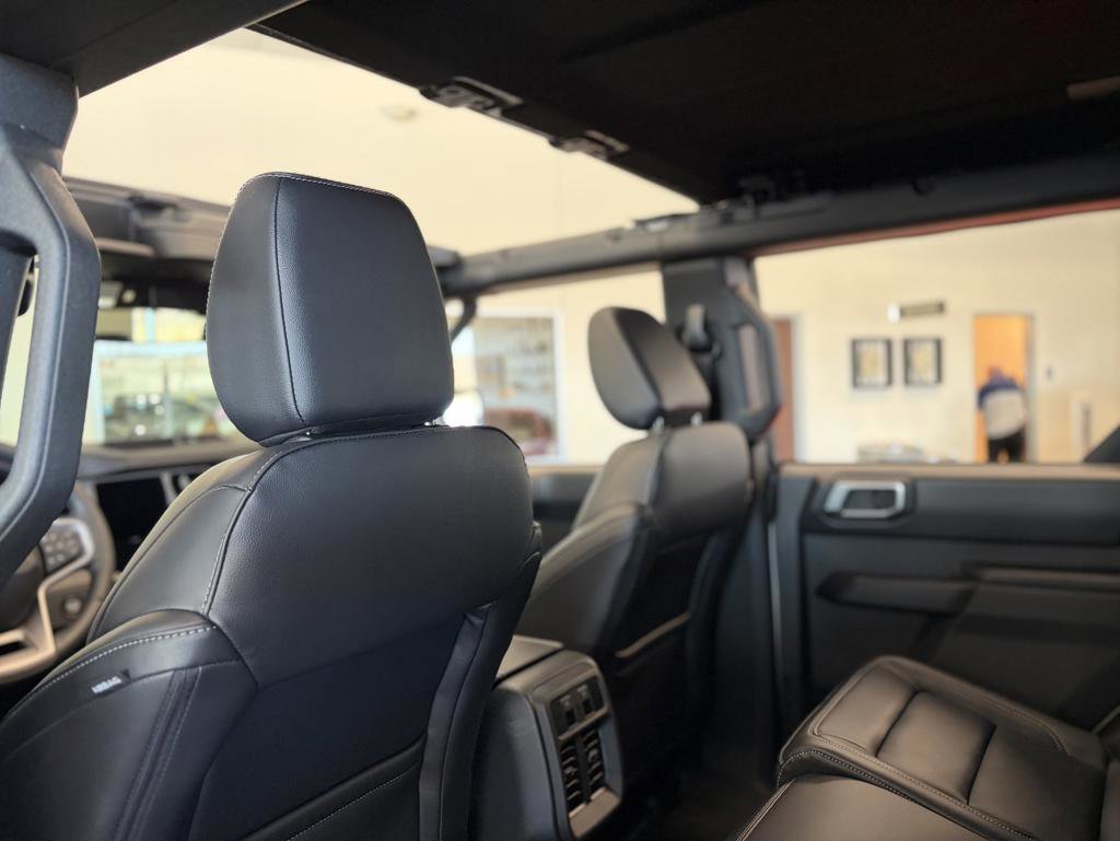 New 2026 Ford Bronco Outer Banks image 21