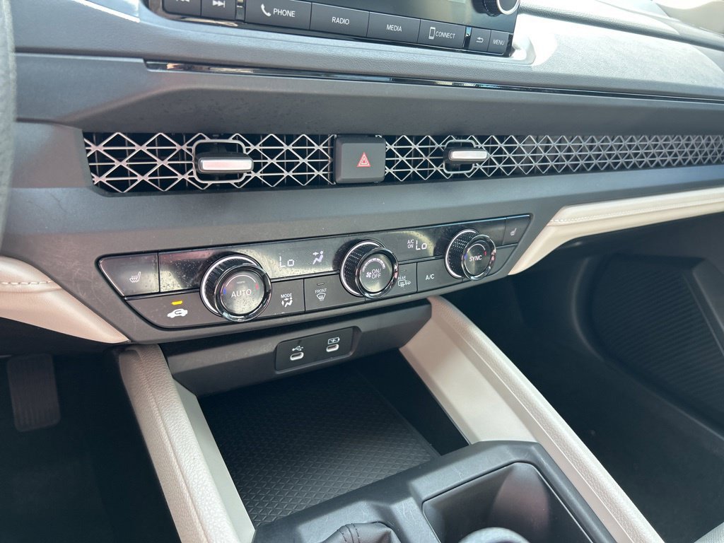 Used 2025 Honda Accord SE image 32