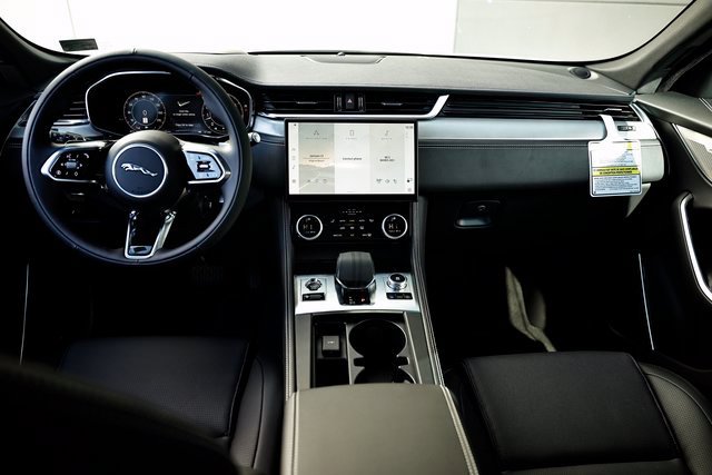 New 2026 Jaguar F-PACE R-Dynamic S AWD/4WD image 30
