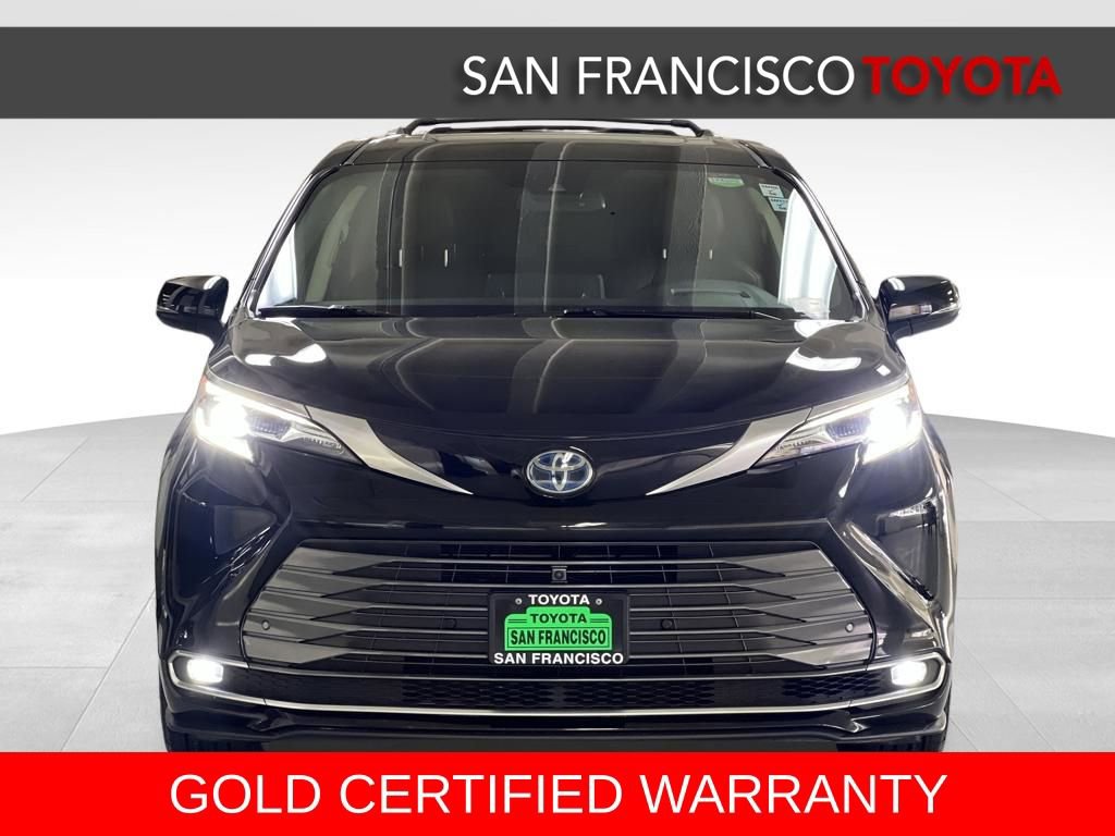 Certified 2022 Toyota Sienna Platinum image 8