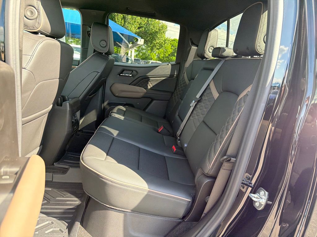 New 2026 GMC Canyon Denali AWD/4WD image 10