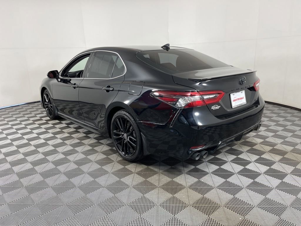 Used 2021 Toyota Camry XSE image 12