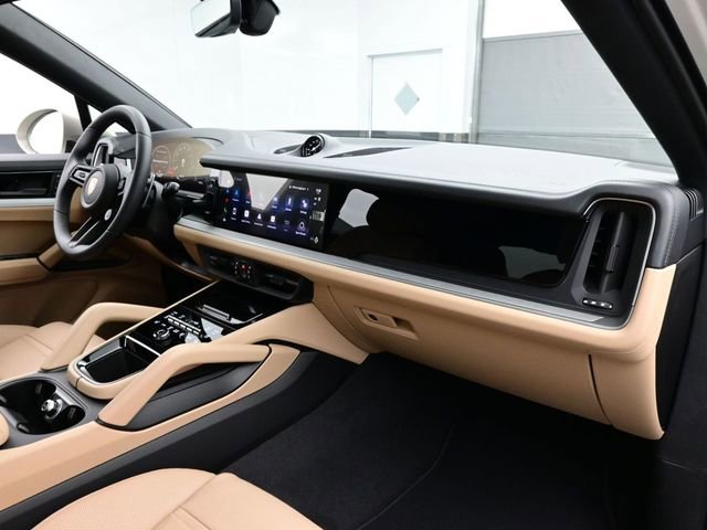 New 2026 Porsche Cayenne Coupe image 17